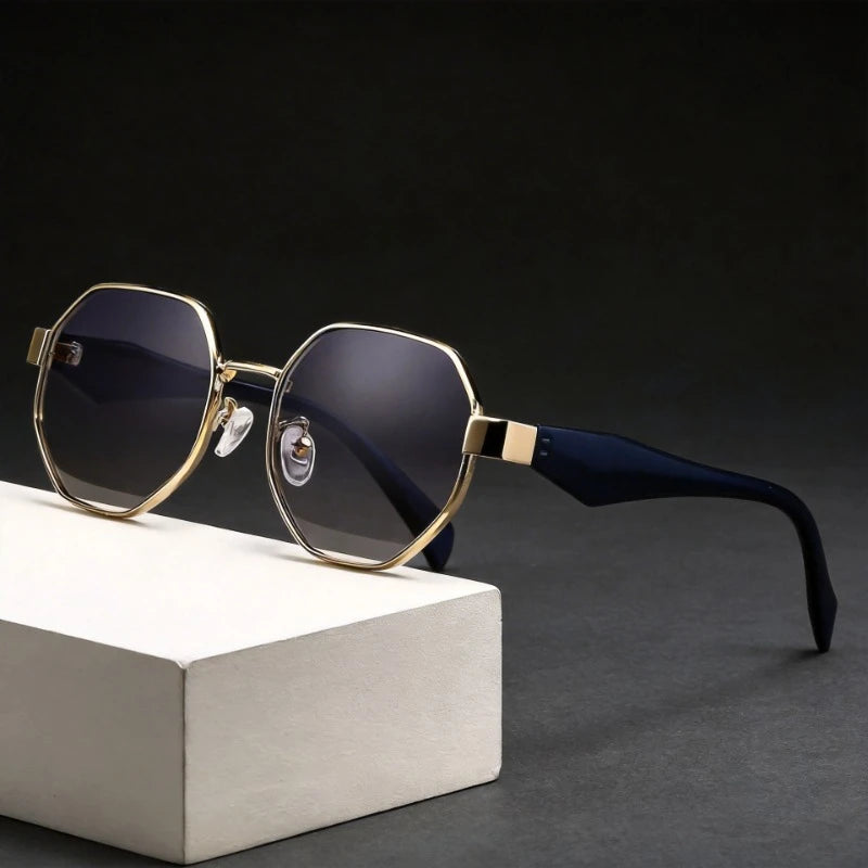 Retro Round Frame Sunglasses