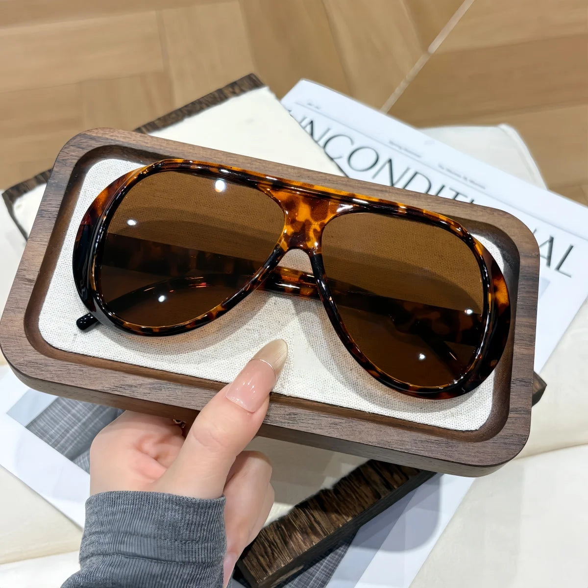 Classic Square Retro Sunglasses