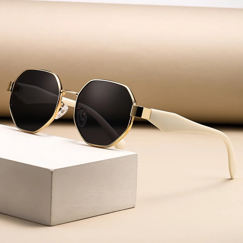 Retro Round Frame Sunglasses