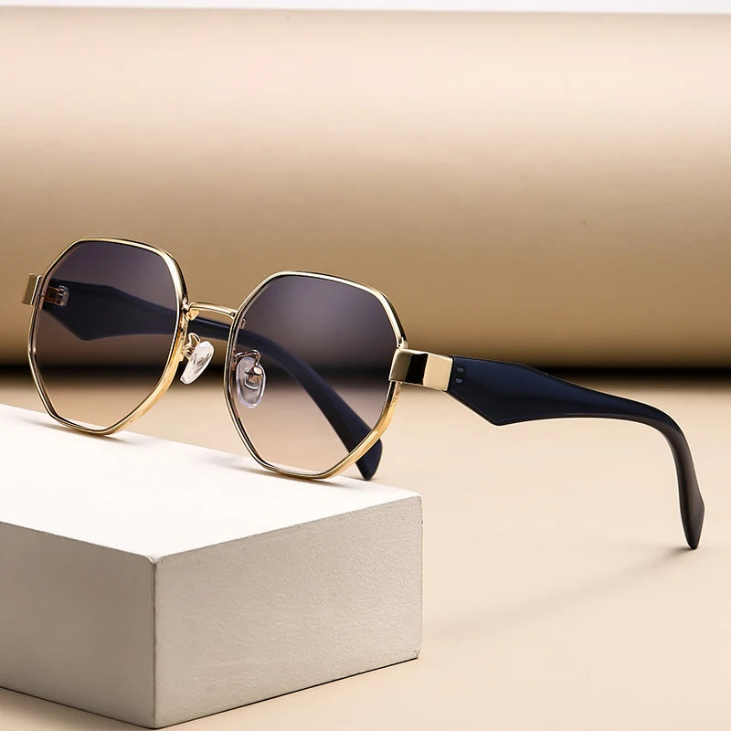 Retro Round Frame Sunglasses