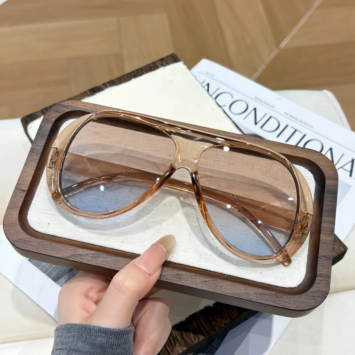 Classic Square Retro Sunglasses