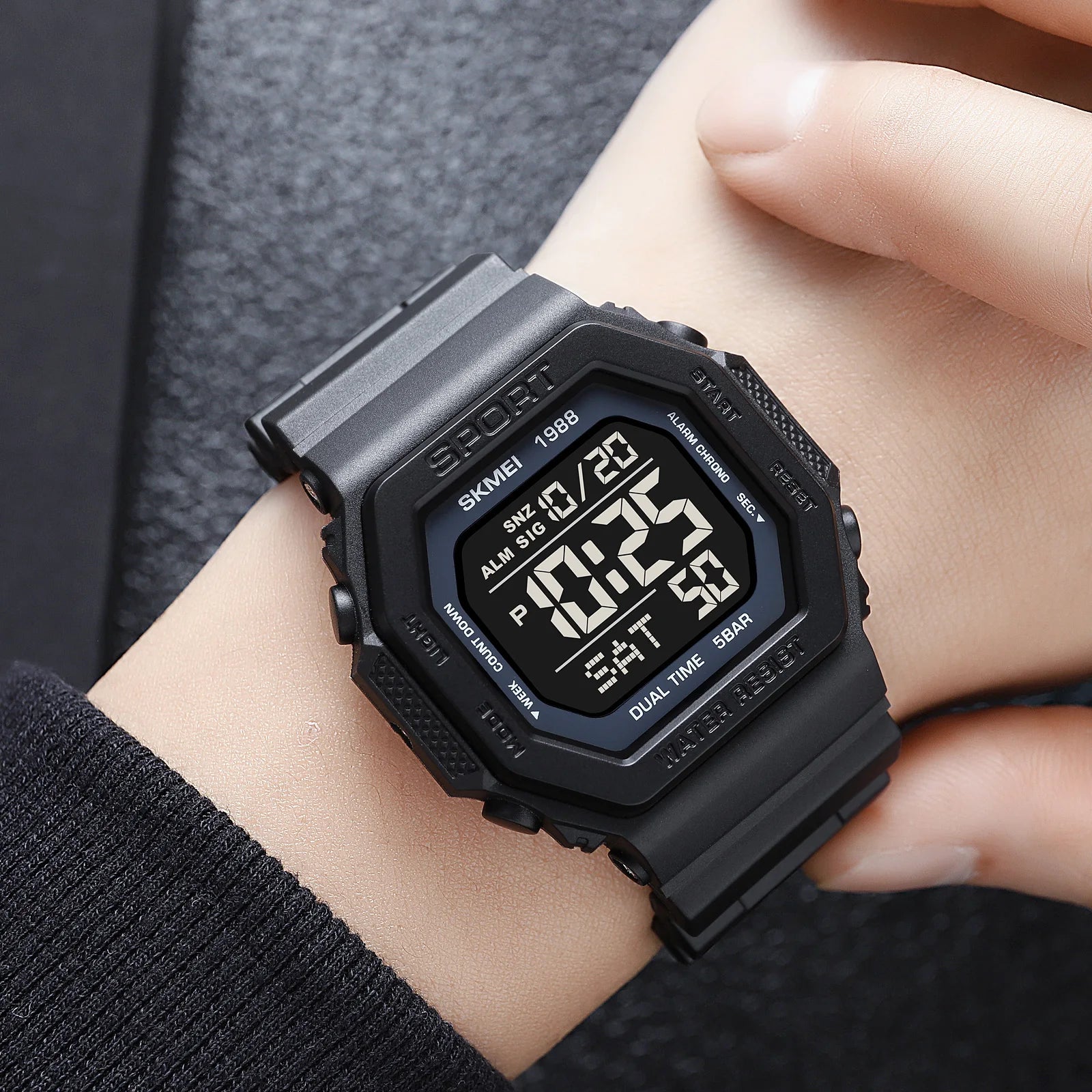 Tactical Digital Watch – Rugged Waterproof Sport Design